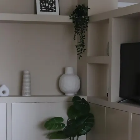 Apartment Near Family - Free Parking Porto